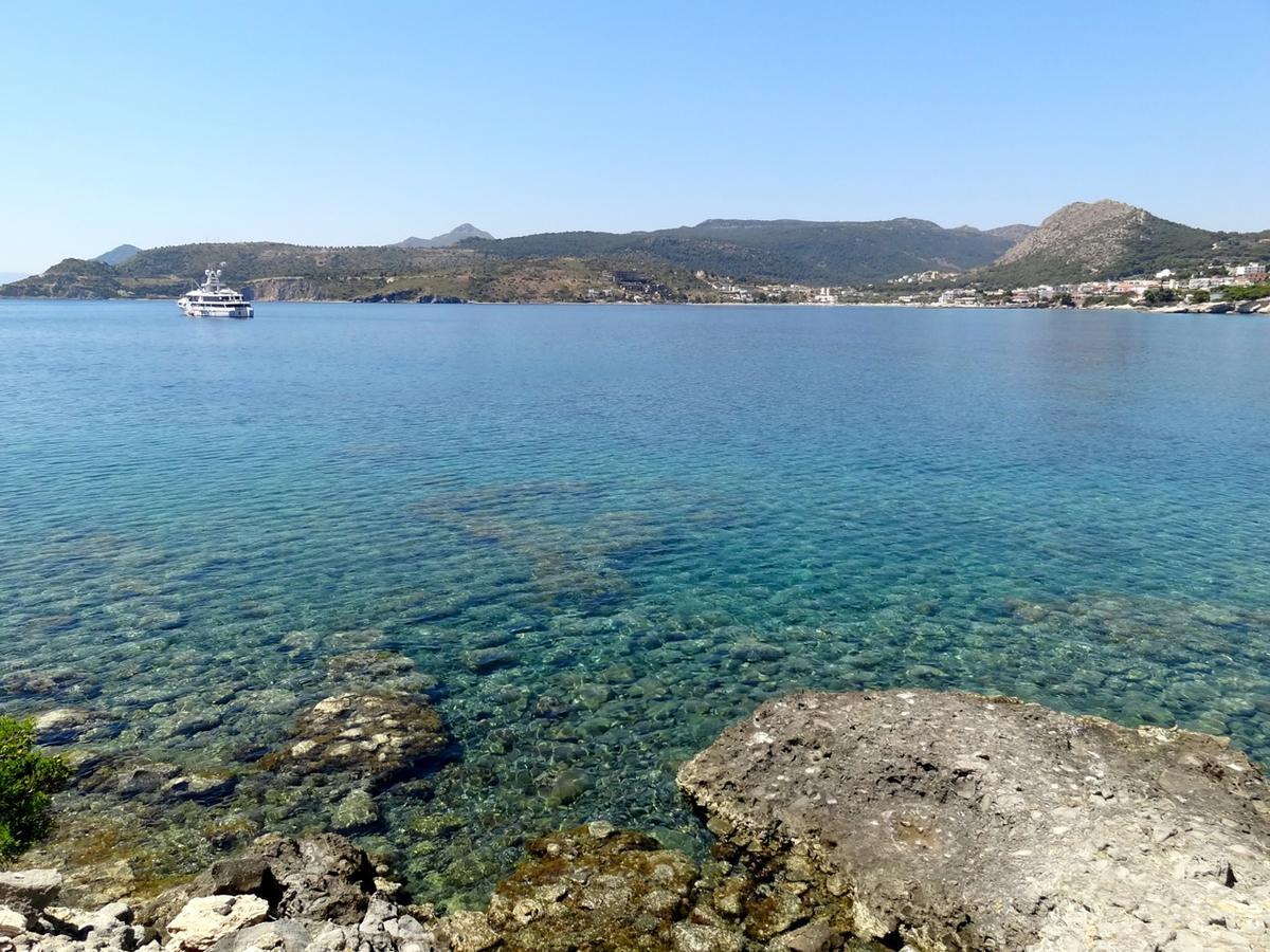 Kavos Bay Seafront Hotel Agia Marina  Zewnętrze zdjęcie