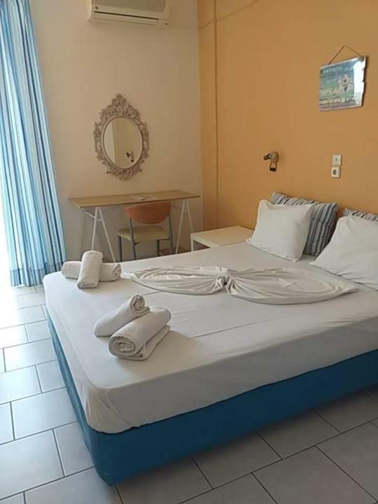 Kavos Bay Seafront Hotel Agia Marina  Zewnętrze zdjęcie